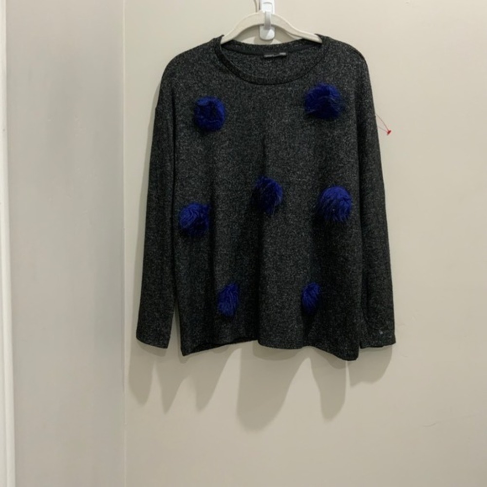 Zara Womens Gray Marl Knit Pom Pom Sweater Blue Faux Fur Accents Crew Neck L